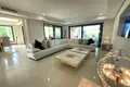 villa de 5 dormitorios  Marbella, Španjolska