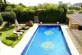 Dom 648 m² w Koinoteta Agiou Tychona, Cypr