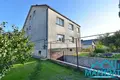 Cottage 381 m² Valiarjanava, Belarus
