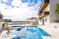 4-Schlafzimmer-Villa 240 m² Tivat, Montenegro