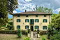 Villa 1 050 m² Castelnuovo di Garfagnana, Italien