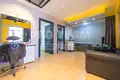 Apartamenty wielopoziomowe 5 pokojów 220 m² Muratpasa, Turcja