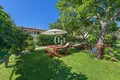 9-Zimmer-Villa 200 m² Salo, Italien
