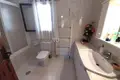 3-Schlafzimmer-Villa 359 m² lAlfas del Pi, Spanien