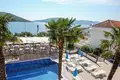 Commercial property 1 470 m² in Herceg Novi, Montenegro