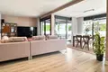 Wohnung 3 Schlafzimmer 212 m² Dos Hermanas, Spanien