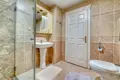 Квартира 4 спальни 200 м², Турция
