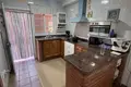 Дом 5 спален 214 м² Дос-Эрманас, Испания