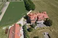 Zamek  Feketeerdo, Węgry