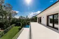 Haus 5 Schlafzimmer 1 023 m² San Pedro Alcantara, Spanien