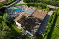 Haus 4 Schlafzimmer 400 m² Dos Hermanas, Spanien