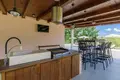 Haus 4 Schlafzimmer 240 m² Buroli, Kroatien