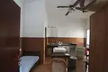 Maison 15 chambres  Sutomore, Monténégro