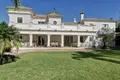 Haus 5 Schlafzimmer 387 m² Dos Hermanas, Spanien