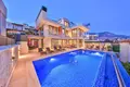 Villa de 7 dormitorios 370 m² Kalkan, Turquía