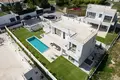 5 bedroom house 308 m² Estepona, Spain