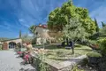 Propiedad comercial 675 m² en Greve in Chianti, Italia