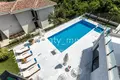 Casa 4 habitaciones 420 m² Denovici, Montenegro