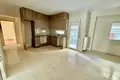 Mieszkanie 4 pokoi 124 m² Peristasi, Grecja