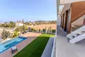 Квартира 4 комнаты  Паралимни, Кипр