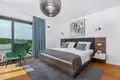 villa de 5 dormitorios 447 m² Umag, Croacia