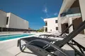 Dom 8 pokojów 396 m² Opcina Vrsi, Chorwacja