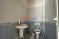 Commercial property 64 m² in Bashkia Vlore, Albania