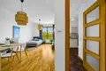 Mieszkanie 2 pokoi 63 m² Warszawa, Polska