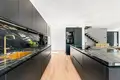 5 bedroom house 450 m² Dos Hermanas, Spain