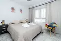 Mieszkanie 58 pokojów  Torrevieja, Hiszpania