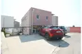 Dom 7 pokojów 264 m² Grad Solin, Chorwacja
