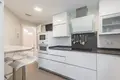 Mieszkanie 2 pokoi 95 m² Marbella, Hiszpania