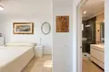 2 bedroom apartment 75 m² Manilva, Spain