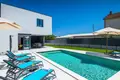 Вилла 3 спальни 160 м² Город Пула, Хорватия