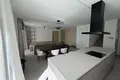 villa de 5 dormitorios 230 m² en Demos Agiou Athanasiou, Chipre