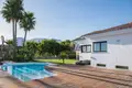Haus 4 Schlafzimmer 294 m² Dos Hermanas, Spanien