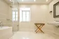 5-Schlafzimmer-Villa 490 m² Dobrota, Montenegro