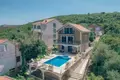 5 bedroom villa 220 m² Tivat, Montenegro