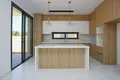Mieszkanie 4 pokoi 181 m² Pafos, Cypr