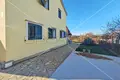 Дом 5 комнат 160 м² Opcina Primosten, Хорватия