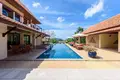 5-Zimmer-Villa 1 074 m² Karon, Thailand