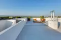 Mieszkanie 2 pokoi 87 m² Torrevieja, Hiszpania