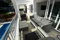 Haus 6 Schlafzimmer 351 m² Dos Hermanas, Spanien