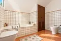 Haus 4 Schlafzimmer 2 382 m² Dos Hermanas, Spanien