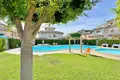 Szeregowiec 2 pokoi 84 m² Orihuela, Hiszpania