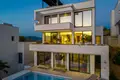 Villa de tres dormitorios 391 m² Mijas, Španjolska