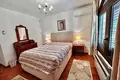 Villa de tres dormitorios 131 m² Orihuela, Španjolska