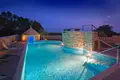 villa de 5 dormitorios 240 m² Roviño, Croacia