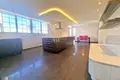 5-Schlafzimmer-Villa 810 m² lAlfas del Pi, Spanien