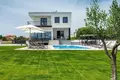 villa de 5 dormitorios 570 m² Pola, Croacia